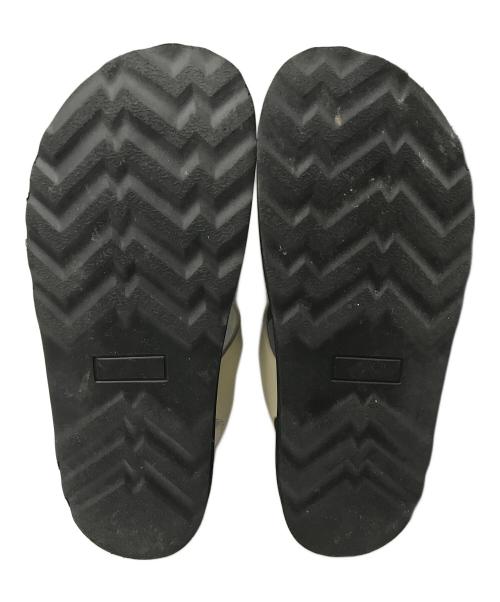 MOHI（モヒ）MOHI (モヒ) グルカサンダル ホワイト サイズ:39の古着・服飾アイテム