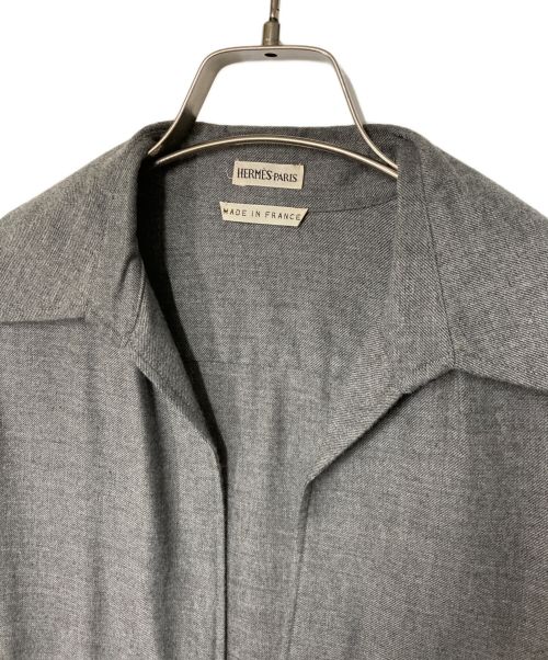 HERMES（エルメス）HERMES (エルメス) カシミヤ ヴァルーズシャツ HERMES/エルメス  マルジェラ期 グレー サイズ:38の古着・服飾アイテム