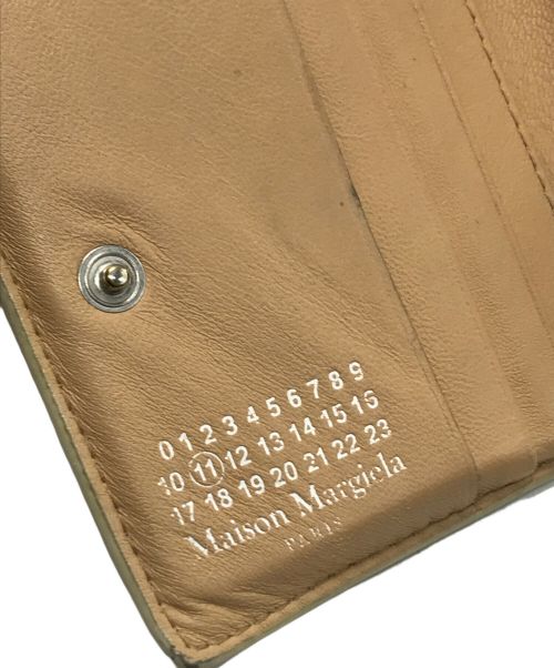 Maison Margiela 11（メゾンマルジェラ 11）Maison Margiela 11 (メゾンマルジェラ11) ペイント加工ウォレット ゴールド サイズ:下記参照の古着・服飾アイテム