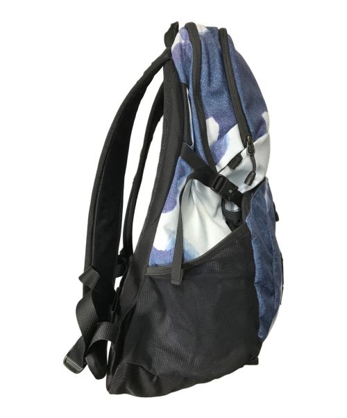 SUPREME（シュプリーム）SUPREME (シュプリーム) THE NORTH FACE (ザ ノース フェイス) Bleached Denim Print Pocono Backpack ブルー×ブラック サイズ:下記参照の古着・服飾アイテム