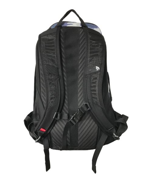 SUPREME（シュプリーム）SUPREME (シュプリーム) THE NORTH FACE (ザ ノース フェイス) Bleached Denim Print Pocono Backpack ブルー×ブラック サイズ:下記参照の古着・服飾アイテム