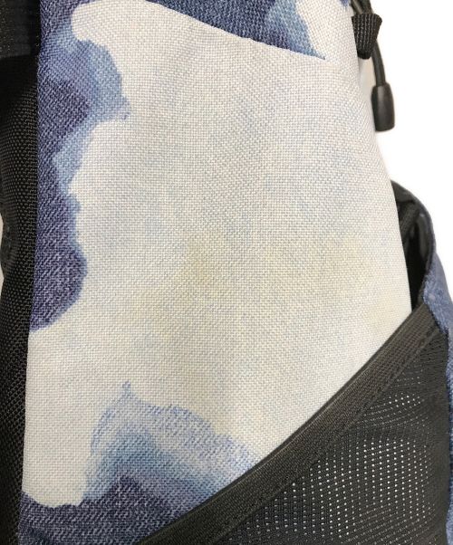 SUPREME（シュプリーム）SUPREME (シュプリーム) THE NORTH FACE (ザ ノース フェイス) Bleached Denim Print Pocono Backpack ブルー×ブラック サイズ:下記参照の古着・服飾アイテム