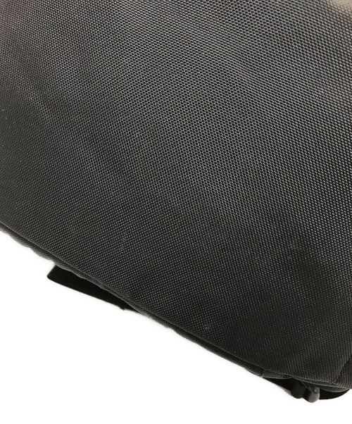 SUPREME（シュプリーム）SUPREME (シュプリーム) THE NORTH FACE (ザ ノース フェイス) Bleached Denim Print Pocono Backpack ブルー×ブラック サイズ:下記参照の古着・服飾アイテム