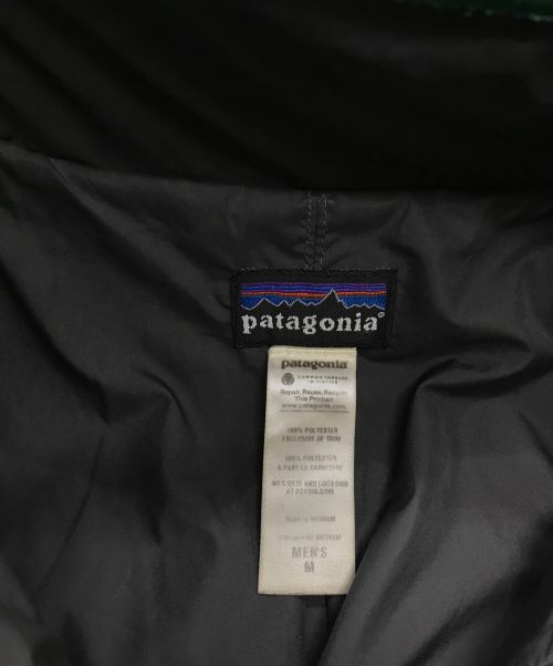 Patagonia（パタゴニア）Patagonia (パタゴニア) Classic Retro-X Cardigan クラシックレトロカーディガン アイボリー×グリーン サイズ:Mの古着・服飾アイテム
