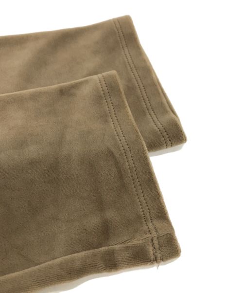 FOXEY NEWYORK（フォクシーニューヨーク）FOXEY NEWYORK (フォクシーニューヨーク) ベロアダブルジップノーカラージャケット ベージュ サイズ:表記なしの古着・服飾アイテム