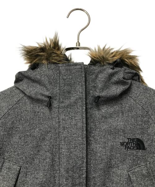 THE NORTH FACE（ザ ノース フェイス）THE NORTH FACE (ザ ノース フェイス) Novelty Grace Triclimate Parka/ノベルティグレイストリクライメイトパーカ NPW61840 グレー×ネイビー サイズ:Lの古着・服飾アイテム