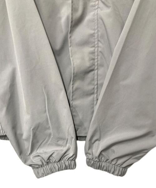 YACA（ヤーカ）YACA (ヤーカ) フーデッドジャケット マウンテンパーカー グレー サイズ:表記なしの古着・服飾アイテム