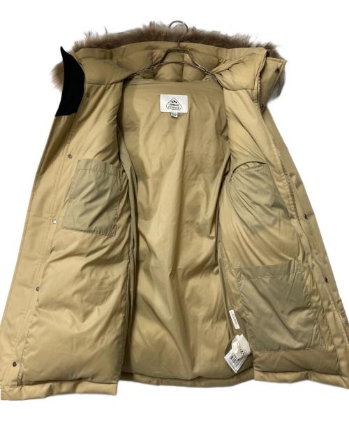Pyrenex（ピレネックス）Pyrenex (ピレネックス) ANNECY FUR INT’L フーデットダウンコート CFU261900035 ベージュ サイズ:FR S/M JP Mの古着・服飾アイテム