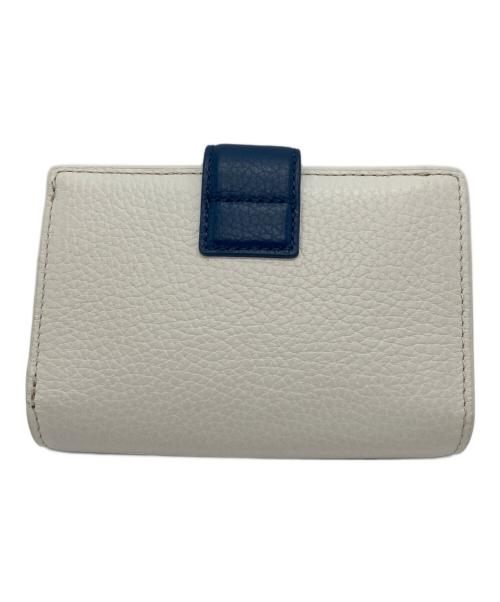 FURLA（フルラ）FURLA (フルラ) SOFIA GRAINY 2つ折り財布 アイボリー×ベージュの古着・服飾アイテム