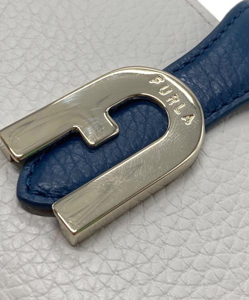 FURLA（フルラ）FURLA (フルラ) SOFIA GRAINY 2つ折り財布 アイボリー×ベージュの古着・服飾アイテム