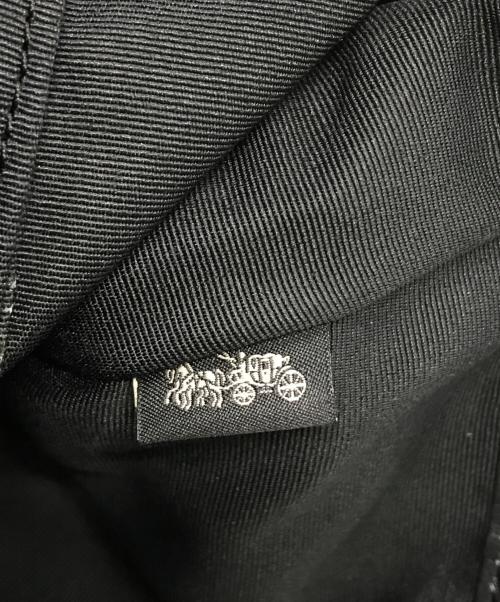 COACH（コーチ）COACH (コーチ) クラッチバッグ F28557 ブラックの古着・服飾アイテム