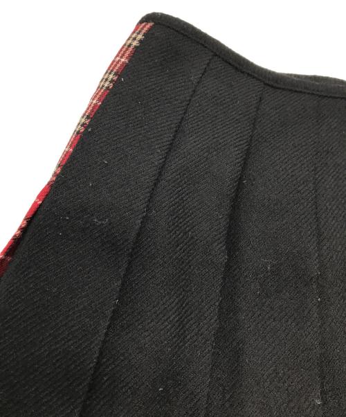 BLUE LABEL CRESTBRIDGE（ブルーレーベルクレストブリッジ）BLUE LABEL CRESTBRIDGE (ブルーレーベルクレストブリッジ) チェックプリーツラップスカート 55S37-237-16 ブラック×レッド サイズ:38の古着・服飾アイテム