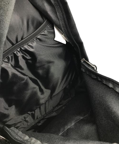 MM6 Maison Margiela（エムエムシックスメゾンマルジェラ）MM6 Maison Margiela (エムエムシックス メゾンマルジェラ) EASTPAK (イーストパック) DRIPPING PAK'R ダブルネームバックパック ブラック サイズ:UNIの古着・服飾アイテム