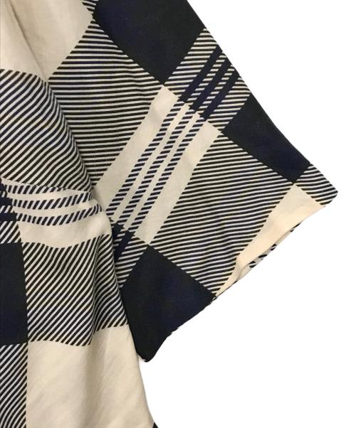 DRIES VAN NOTEN（ドリスヴァンノッテン）DRIES VAN NOTEN (ドリスヴァンノッテン) チェックシャツワンピース ベージュ サイズ:36の古着・服飾アイテム