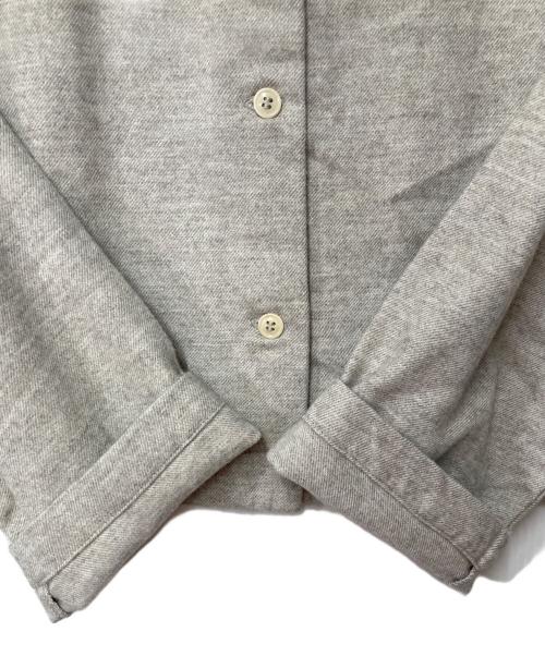 nest Robe（ネストローブ）nest Robe (ネストローブ) カーディガン ベージュ サイズ:SIZE Freeの古着・服飾アイテム