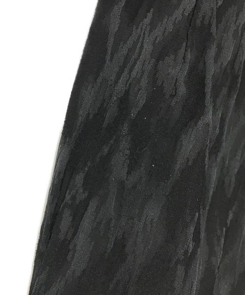 LIMI feu（リミフゥ）LIMI feu (リミフゥ) 総柄パンツ ブラック サイズ:Sの古着・服飾アイテム