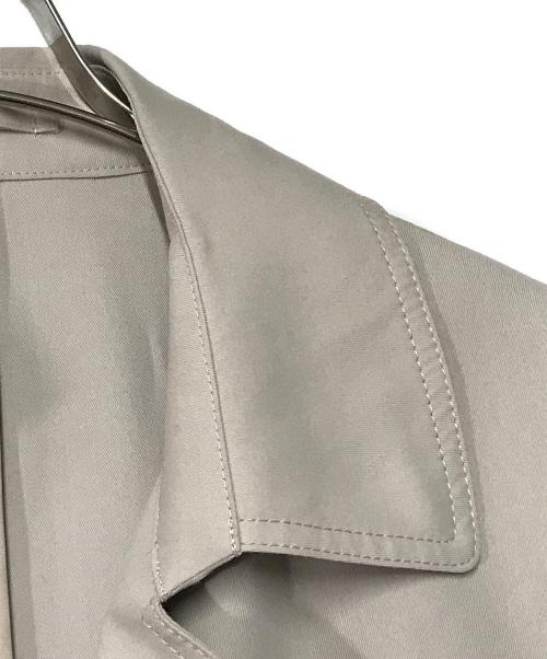 BLUE LABEL CRESTBRIDGE（ブルーレーベルクレストブリッジ）BLUE LABEL CRESTBRIDGE (ブルーレーベルクレストブリッジ) ノースリーブロングコート ベージュ サイズ:40の古着・服飾アイテム