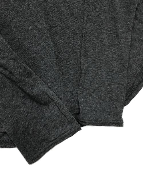 IENA LA BOUCLE（イエナ ラ ブークル）IENA LA BOUCLE (イエナ ラ ブークル) フリルヘンリーネックカットソー2 24-070914-3701-4-0 グレー サイズ:- 未使用品の古着・服飾アイテム