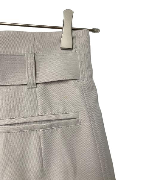 UNITED TOKYO（ユナイテッドトーキョー）UNITED TOKYO (ユナイテッドトーキョー) ランダムカットデザインスカート アイボリー サイズ:SIZE 1の古着・服飾アイテム