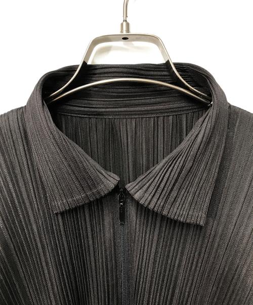 PLEATS PLEASE（プリーツプリーズ）PLEATS PLEASE (プリーツプリーズ) プリーツジップアップシャツ ブラウン サイズ:3の古着・服飾アイテム