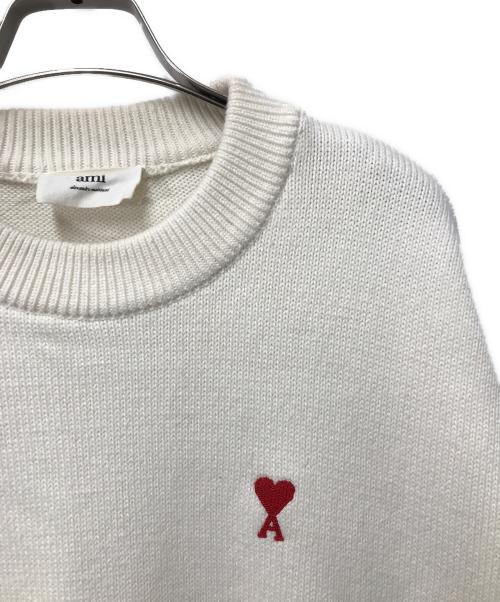 AMIPARIS（アミパリス）AMIPARIS (アミパリス) ハートロゴクルーネックニット SPEE21HK019.016 ホワイト サイズ:Mの古着・服飾アイテム