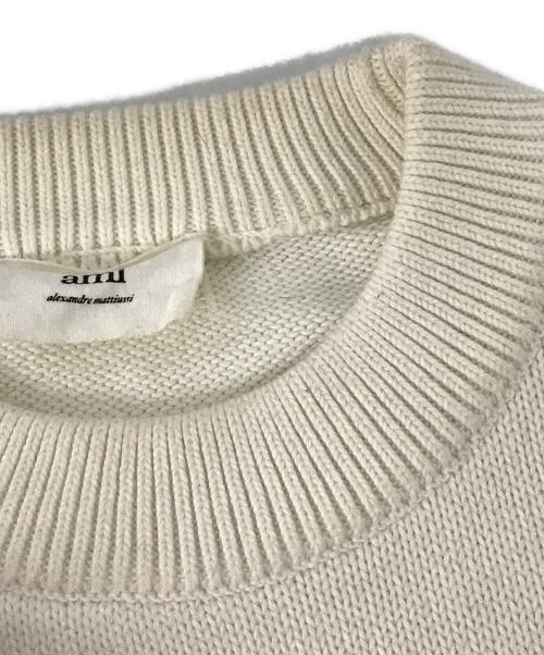 AMIPARIS（アミパリス）AMIPARIS (アミパリス) ハートロゴクルーネックニット SPEE21HK019.016 ホワイト サイズ:Mの古着・服飾アイテム
