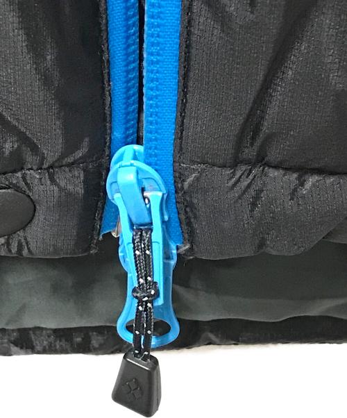 mont-bell（モンベル）mont-bell (モンベル) フラットアイアンパーカ 1101573 ブラック×グレー サイズ:Lの古着・服飾アイテム