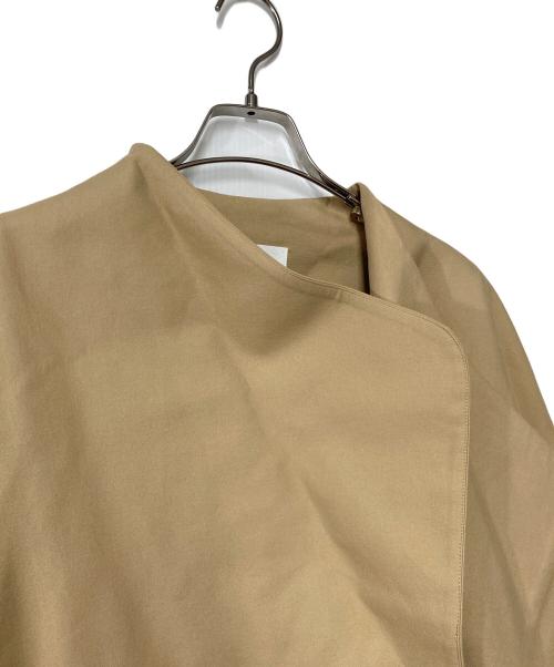 ENFOLD（エンフォルド）ENFOLD (エンフォルド) ダブルクロスノーカラーコート ベージュ サイズ:38の古着・服飾アイテム