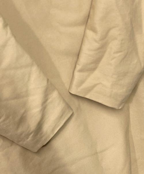 ENFOLD（エンフォルド）ENFOLD (エンフォルド) ダブルクロスノーカラーコート ベージュ サイズ:38の古着・服飾アイテム