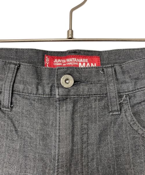COMME des GARCONS JUNYA WATANABE MAN（コム デ ギャルソン ジュンヤ ワタナベ マン）COMME des GARCONS JUNYA WATANABE MAN (コム デ ギャルソン ジュンヤ ワタナベ マン) LEVI'S (リーバイス) ストライプデニムパンツ WL-P205 AD2013 ブラック サイズ:XSの古着・服飾アイテム