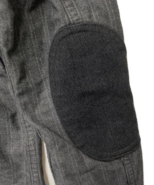 COMME des GARCONS JUNYA WATANABE MAN（コム デ ギャルソン ジュンヤ ワタナベ マン）COMME des GARCONS JUNYA WATANABE MAN (コム デ ギャルソン ジュンヤ ワタナベ マン) LEVI'S (リーバイス) エルボーパッチ デニムジャケット グレー サイズ:Sの古着・服飾アイテム