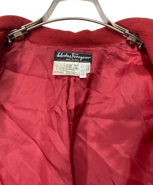 Salvatore Ferragamo（サルヴァトーレ フェラガモ）Salvatore Ferragamo (サルヴァトーレ フェラガモ) レーヨン スカートセットアップ レッド サイズ:46の古着・服飾アイテム