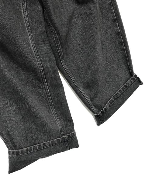 URU（ウル）uru (ウル) COTTON DENIM TUCK PANTS ブラック サイズ:1の古着・服飾アイテム