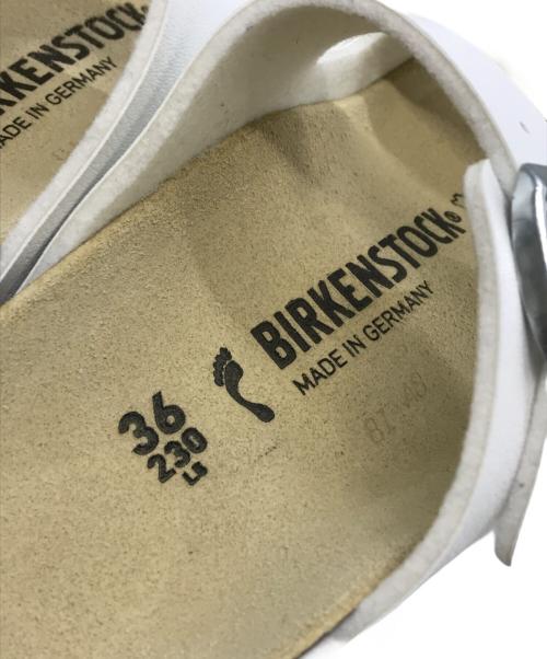 BIRKENSTOCK（ビルケンシュトック）BIRKENSTOCK (ビルケンシュトック) Arizona サンダル アリゾナ ホワイト サイズ:23の古着・服飾アイテム