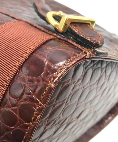 Salvatore Ferragamo（サルヴァトーレ フェラガモ）Salvatore Ferragamo (サルヴァトーレ フェラガモ) 型押し巾着ミニバックパック BZ-21・5676 ボルドー×ブラウンの古着・服飾アイテム