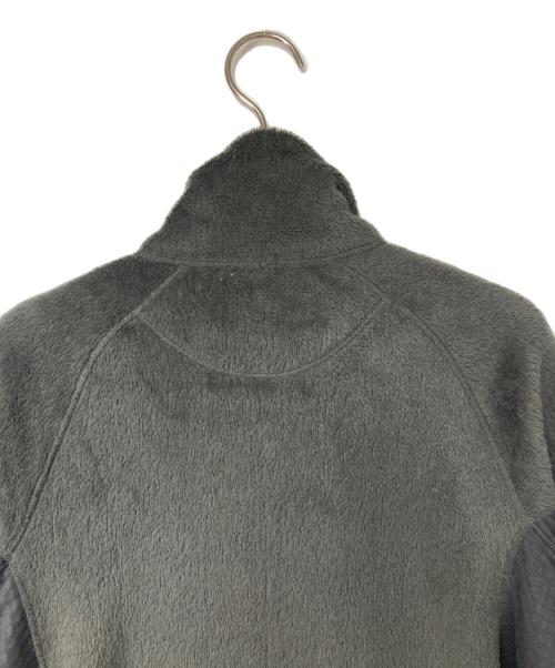 Patagonia（パタゴニア）Patagonia (パタゴニア) R2 JACKET グレー サイズ:Mの古着・服飾アイテム