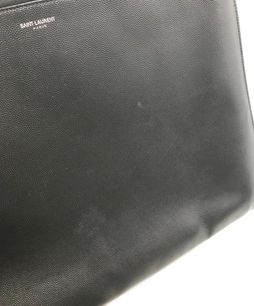 Saint Laurent Paris（サンローランパリ）Saint Laurent Paris (サンローランパリ) クラッチバッグ GNC345277・1114 ブラックの古着・服飾アイテム