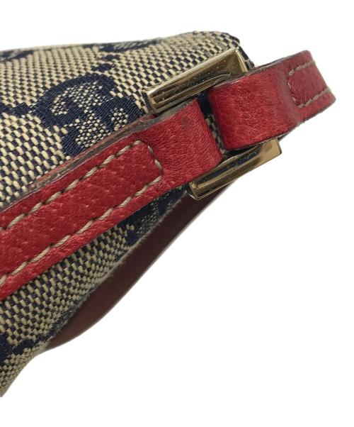 GUCCI（グッチ）GUCCI (グッチ) インターロッキングG ポーチ ベージュ×ネイビー×レッドの古着・服飾アイテム