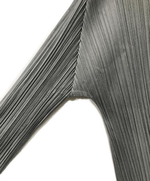 PLEATS PLEASE（プリーツプリーズ）PLEATS PLEASE (プリーツプリーズ) プリーツシャツ グレー サイズ:SIZE 3の古着・服飾アイテム