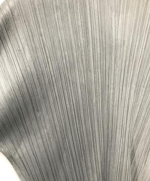 PLEATS PLEASE（プリーツプリーズ）PLEATS PLEASE (プリーツプリーズ) プリーツシャツ グレー サイズ:SIZE 3の古着・服飾アイテム