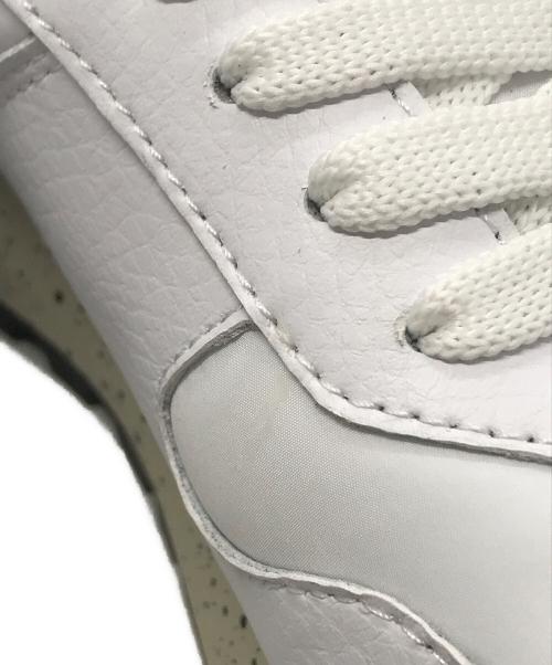 EMPORIO ARMANI（エンポリオアルマーニ）EMPORIO ARMANI (エンポリオアルマーニ) ローカットスニーカー X4X624 ホワイト サイズ:US8/UK7/EUR41の古着・服飾アイテム