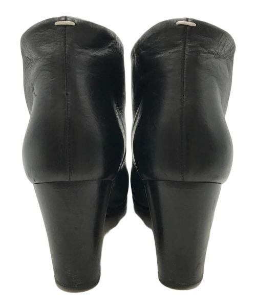 Maison Margiela 22（メゾンマルジェラ）Maison Margiela 22 (メゾンマルジェラ 22) ヒールショートブーツ 38WU0286 ブラック サイズ:37の古着・服飾アイテム