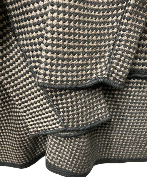 ARMANI COLLEZIONI（アルマーニ コレツィオーニ）ARMANI COLLEZIONI (アルマーニ コレツィオーニ) カーディガン ブラウン×グレー サイズ:52の古着・服飾アイテム
