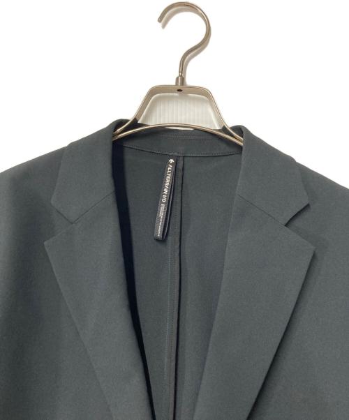 DESCENTE ALLTERRAIN（デザイント オルテライン）DESCENTE ALLTERRAIN (デザイント オルテライン) TECH TAILORED JACKET テックテーラードジャケット DU5SJKI1M ブラック サイズ:JP Sの古着・服飾アイテム