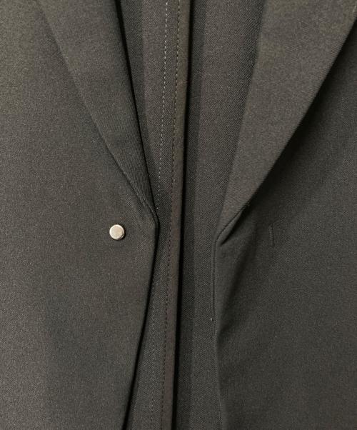 DESCENTE ALLTERRAIN（デザイント オルテライン）DESCENTE ALLTERRAIN (デザイント オルテライン) TECH TAILORED JACKET テックテーラードジャケット DU5SJKI1M ブラック サイズ:JP Sの古着・服飾アイテム