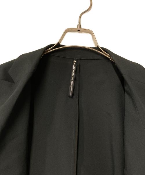 DESCENTE ALLTERRAIN（デザイント オルテライン）DESCENTE ALLTERRAIN (デザイント オルテライン) TECH TAILORED JACKET テックテーラードジャケット DU5SJKI1M ブラック サイズ:JP Sの古着・服飾アイテム