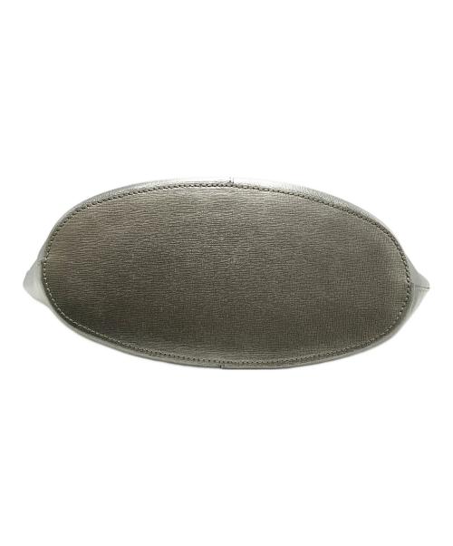 GIANNI CHIARINI（ジャンニ キアリーニ）GIANNI CHIARINI (ジャンニ キアリーニ) トートバッグ シルバーの古着・服飾アイテム