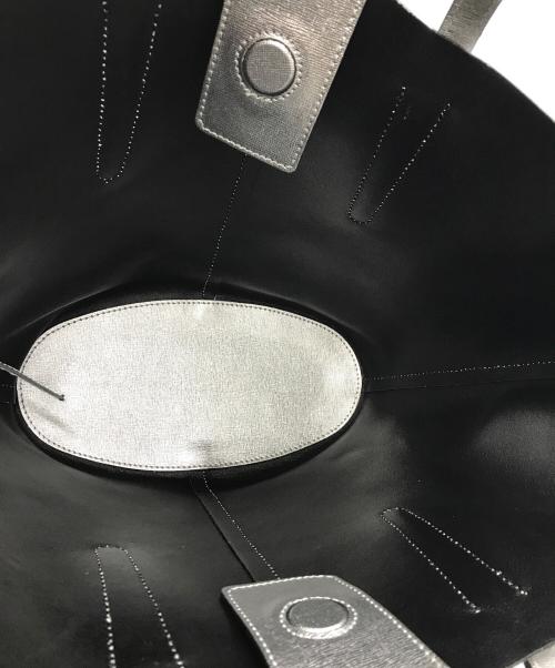 GIANNI CHIARINI（ジャンニ キアリーニ）GIANNI CHIARINI (ジャンニ キアリーニ) トートバッグ シルバーの古着・服飾アイテム