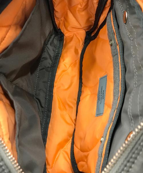 PORTER（ポーター）PORTER (ポーター) フォース ショルダーバッグ（S） カーキ サイズ:Ｓの古着・服飾アイテム