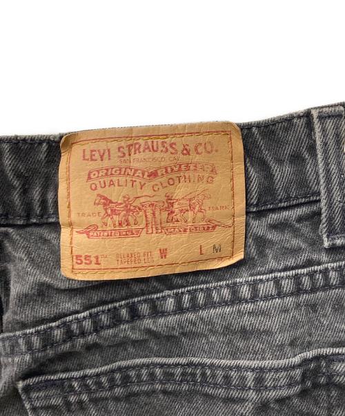 LEVI'S（リーバイス）LEVI'S (リーバイス) 551 ブラックデニムパンツ 15551-0260 ボタン裏532 USA製 ブラック サイズ:不明の古着・服飾アイテム